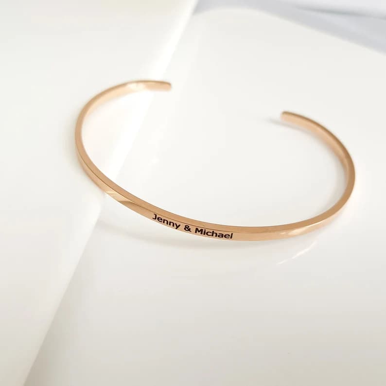Gravert Armring