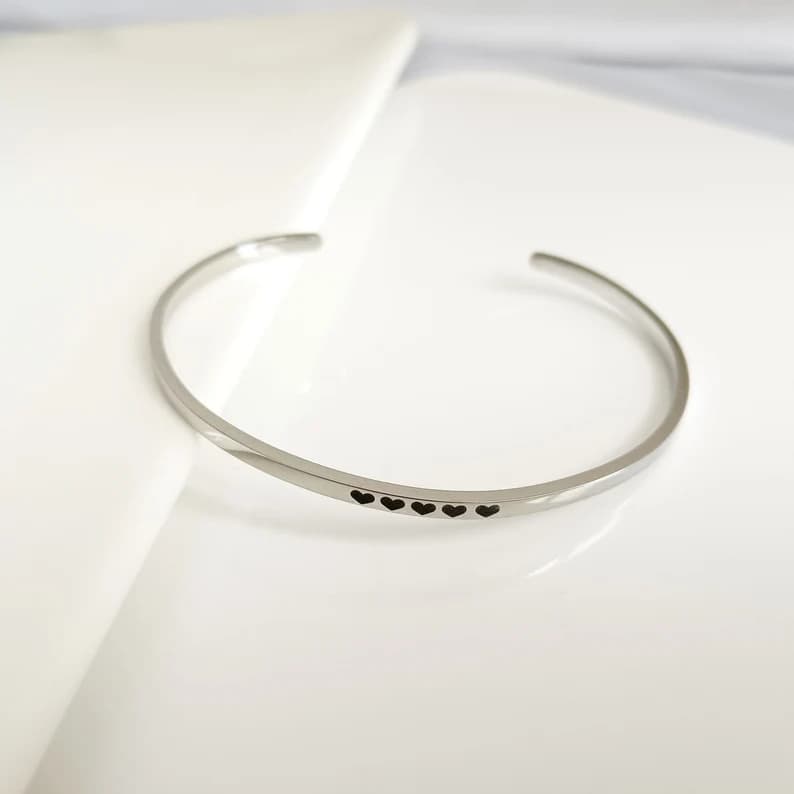 Gravert Armring