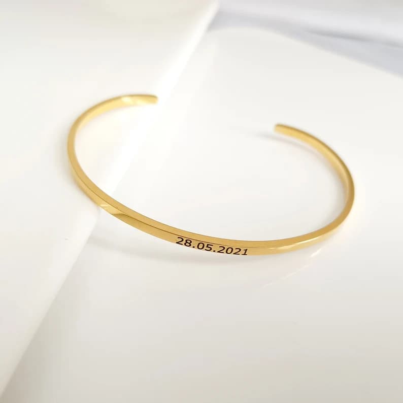 Gravert Armring